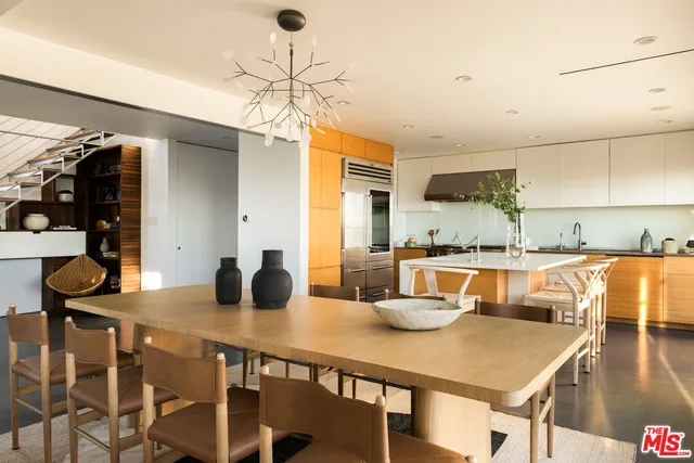 $2,995,000 | 6300 Mulholland Highway, Los Angeles, CA 90068