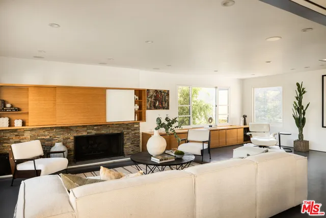 $2,995,000 | 6300 Mulholland Highway, Los Angeles, CA 90068