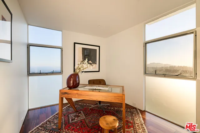 $2,995,000 | 6300 Mulholland Highway, Los Angeles, CA 90068