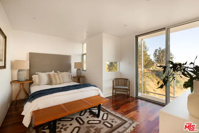 $2,995,000 | 6300 Mulholland Highway, Los Angeles, CA 90068