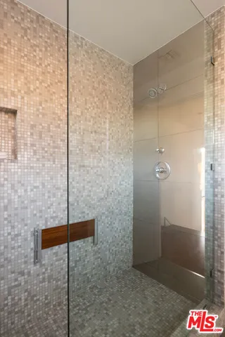 $2,995,000 | 6300 Mulholland Highway, Los Angeles, CA 90068