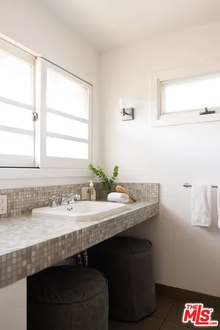 $2,995,000 | 6300 Mulholland Highway, Los Angeles, CA 90068