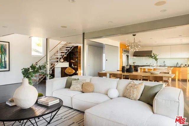 $2,995,000 | 6300 Mulholland Highway, Los Angeles, CA 90068
