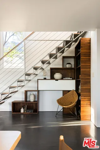 $2,995,000 | 6300 Mulholland Highway, Los Angeles, CA 90068