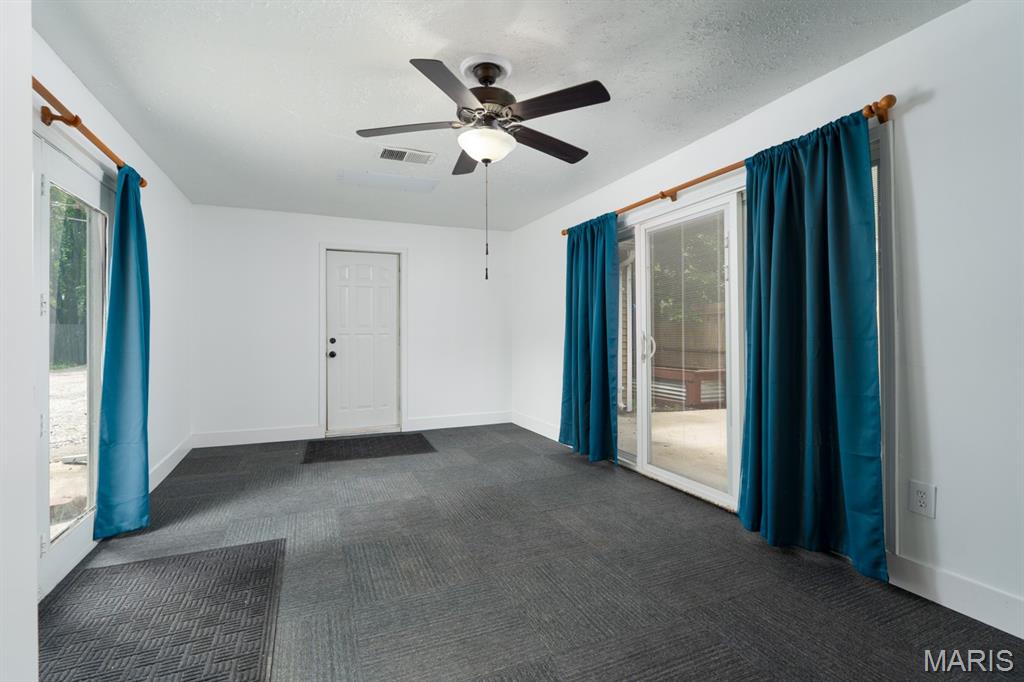 100 West 3rd Street Hartford, IL 62048 - Photo 30 of 38