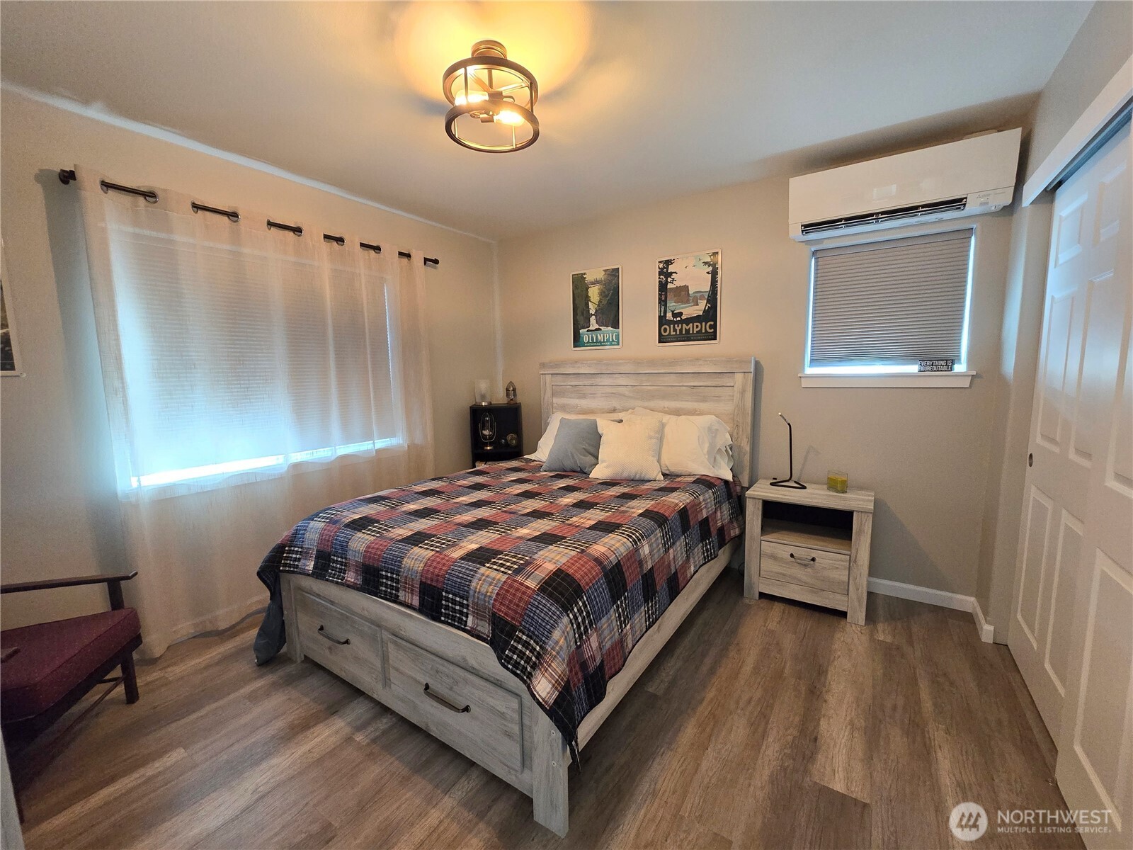 40 Topaz Way Sequim, WA 98382 - Photo 32 of 40 a bedroom with a bed and a table