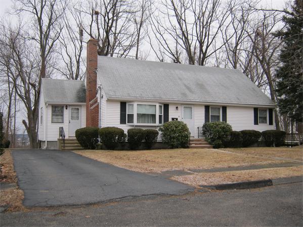 48 Claridge Road Worcester, MA 01606 - Photo 1 of 17 Gallery Image 1