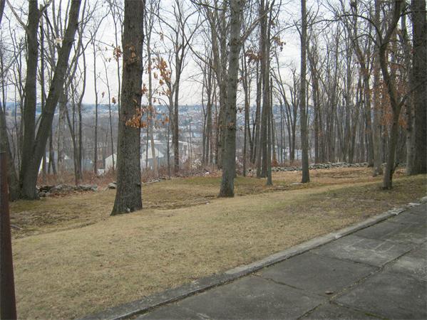48 Claridge Road Worcester, MA 01606 - Photo 16 of 17 Gallery Image 16