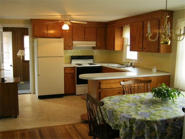 48 Claridge Road Worcester, MA 01606 - Photo 5 of 17 Gallery Image 5