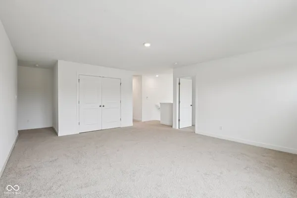 $534,900 | 5746 Bancroft Drive, Pendleton, IN 46064