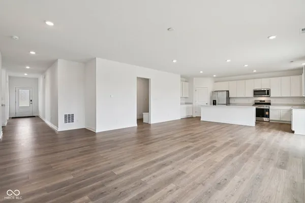 $534,900 | 5746 Bancroft Drive, Pendleton, IN 46064