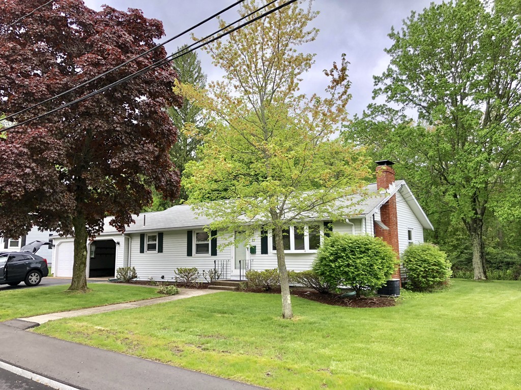 82 Cross Road Braintree, MA 02184 - Photo 2 of 19 Gallery Image 2