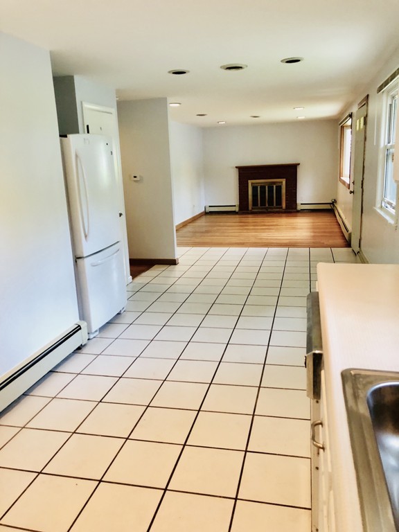 82 Cross Road Braintree, MA 02184 - Photo 5 of 19 Gallery Image 5