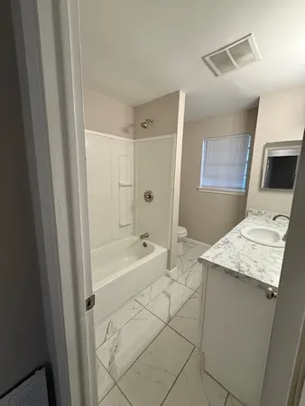 $950 | 512 Beville Street, Unit B, Waycross, GA 31501