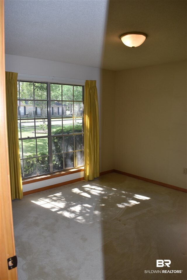 2805 Del Rio Road South Mobile, AL 36693 - Photo 24 of 29
