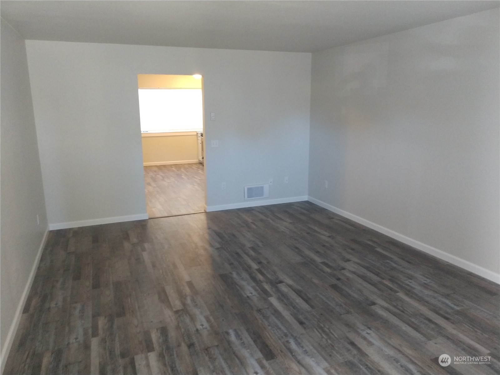 1902 Rockefeller Avenue Everett, WA 98201 - Photo 15 of 17 a view of an empty room and window