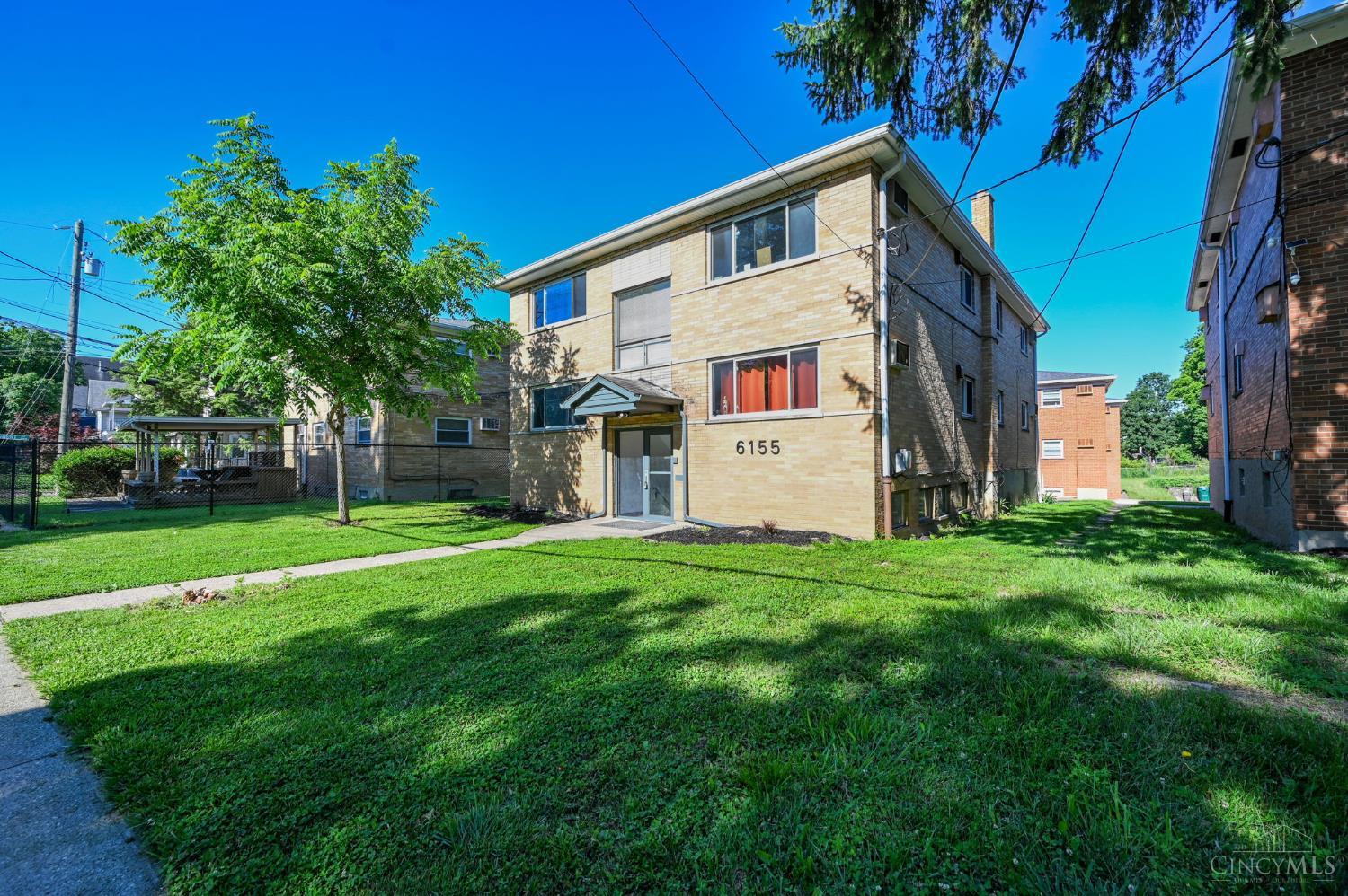6155 Ridge Avenue Cincinnati, OH 45213 - Photo 2 of 21