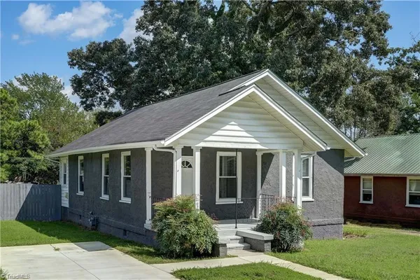 $1,680 | 2318 Spruce Street, Greensboro, NC 27405