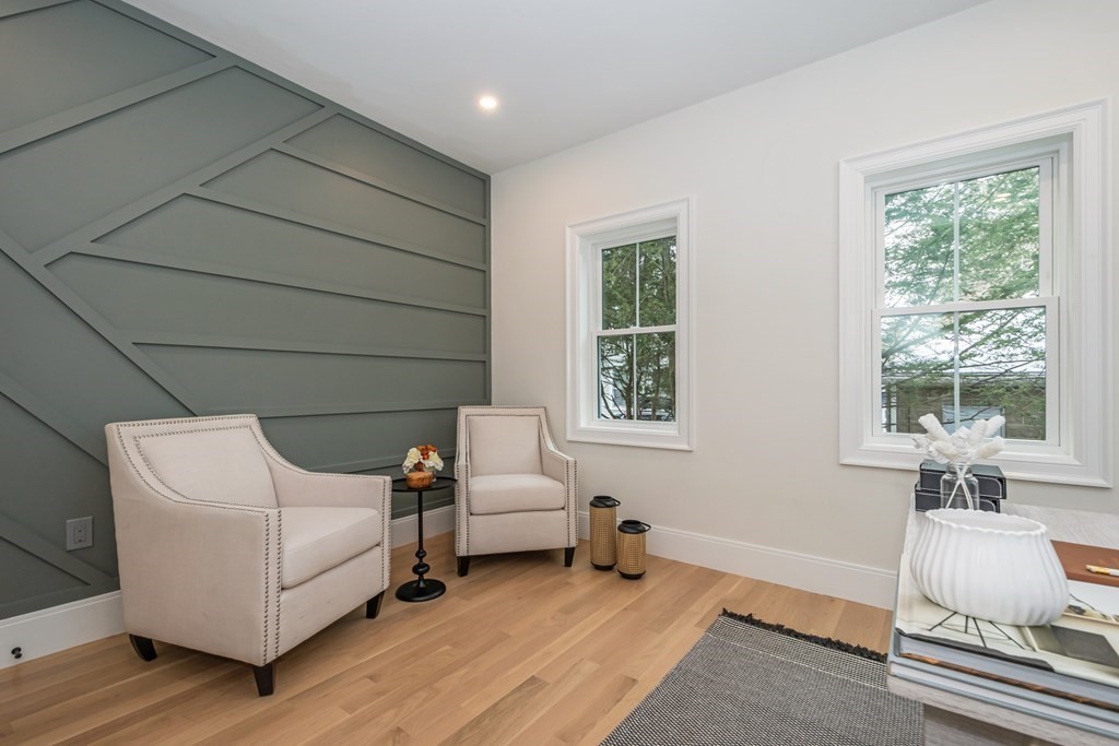 74 Oak Street Lexington, MA 02421 - Photo 12 of 39 Gallery Image 12