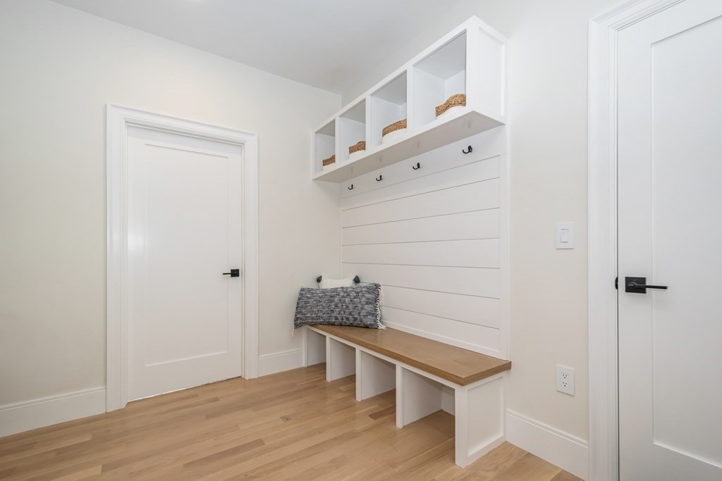 74 Oak Street Lexington, MA 02421 - Photo 15 of 39 Gallery Image 15