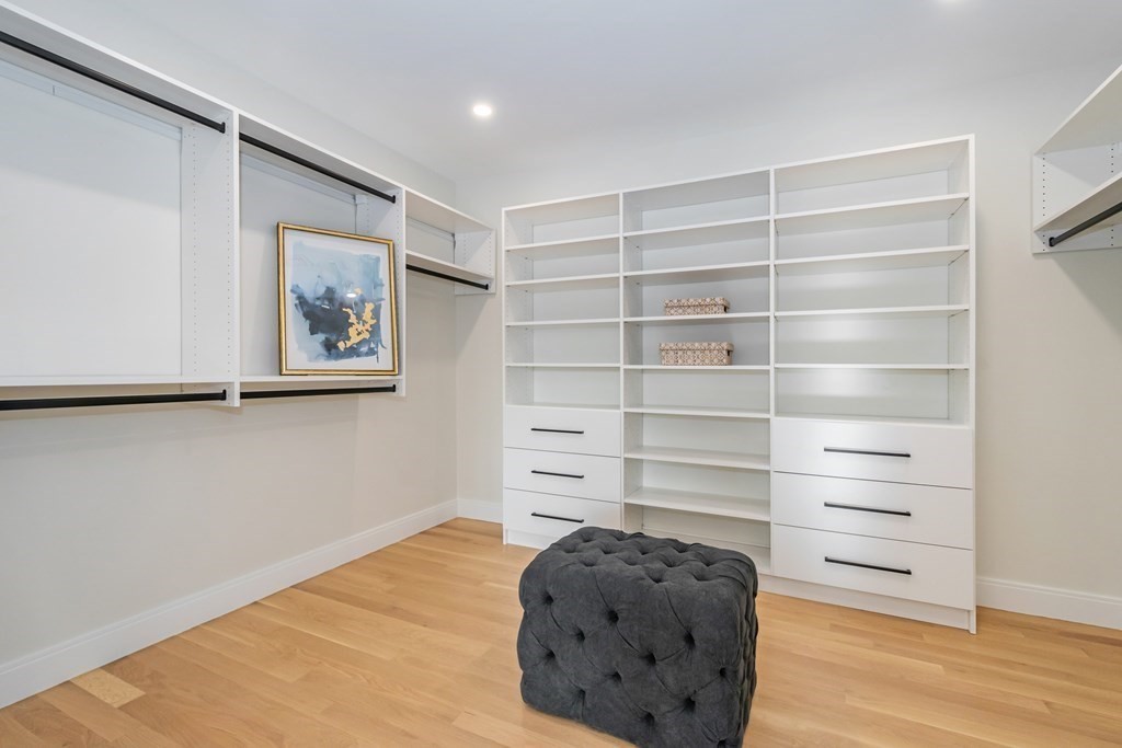 74 Oak Street Lexington, MA 02421 - Photo 19 of 39 Gallery Image 19