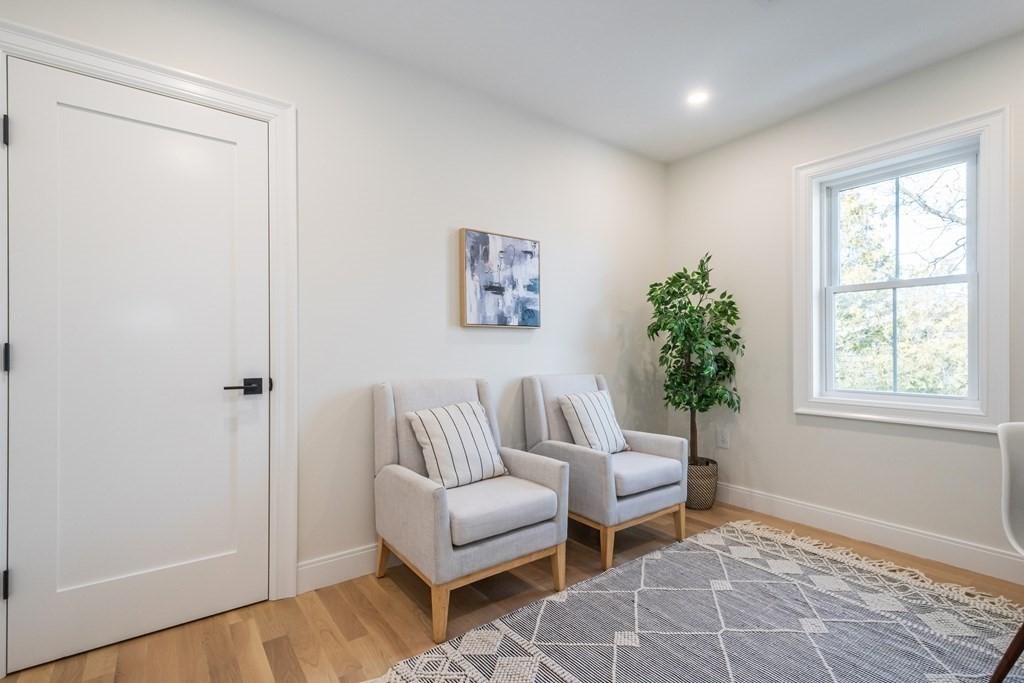 74 Oak Street Lexington, MA 02421 - Photo 24 of 39 Gallery Image 24