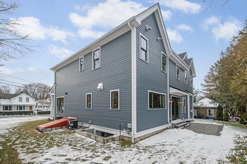 74 Oak Street Lexington, MA 02421 - Photo 36 of 39 Gallery Image 36