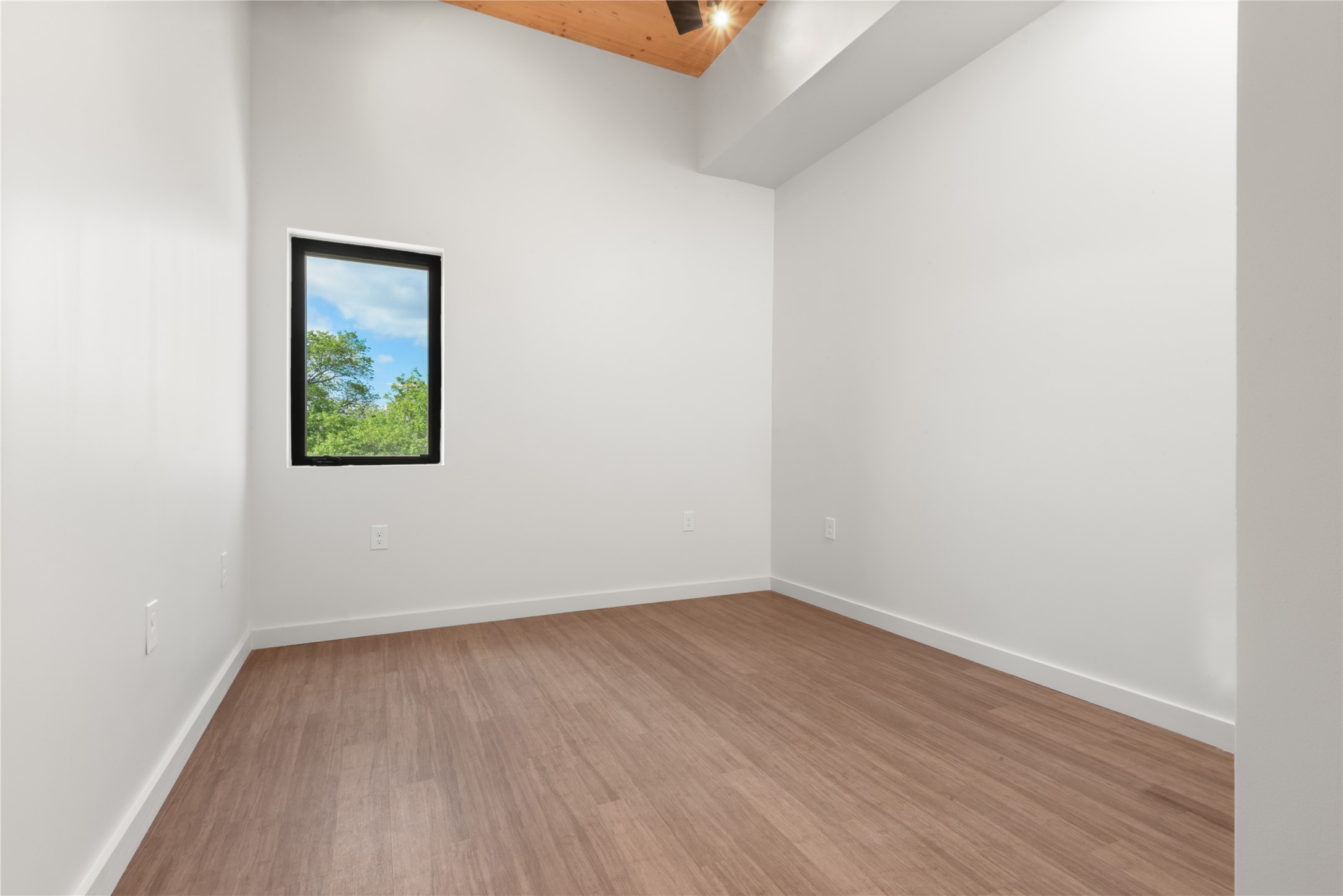 3515 Webberville Road, Unit 313 Austin, TX 78702 - Photo 12 of 13 Gallery Image 12