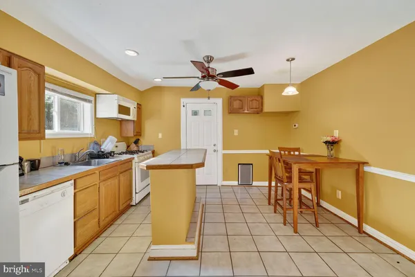 $260,000 | 1001 Iago Avenue, Capitol Heights, MD 20743
