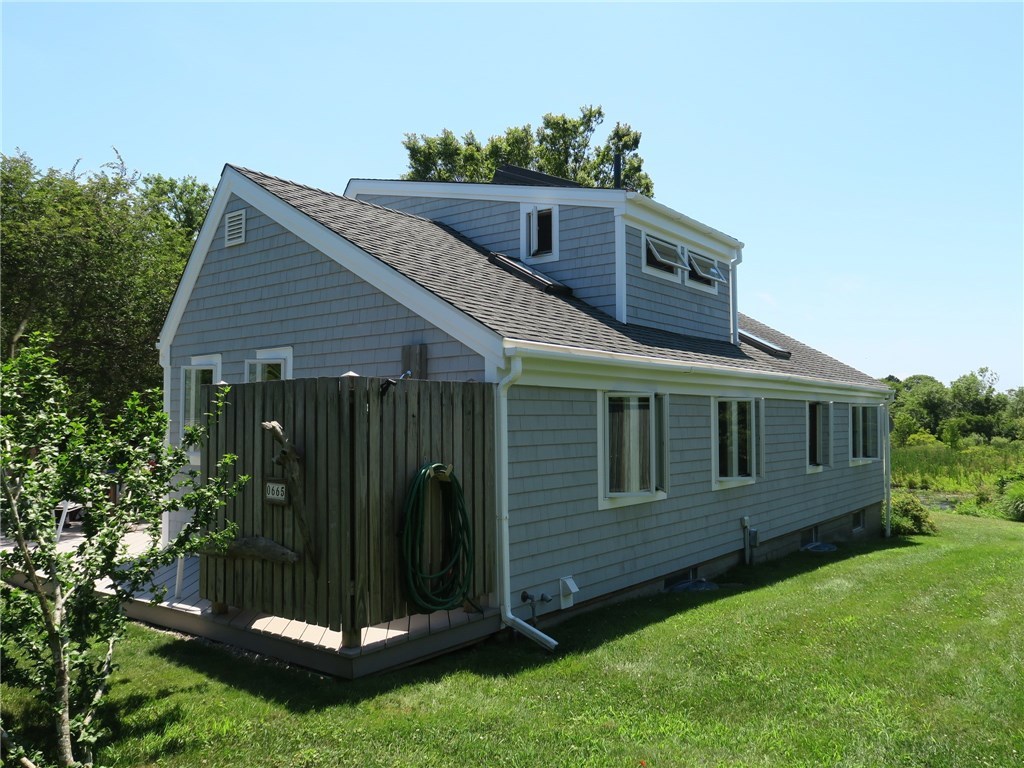 665 Ministers Path Block Island, RI 02807 - Photo 4 of 19 Enclosed outdoor shower