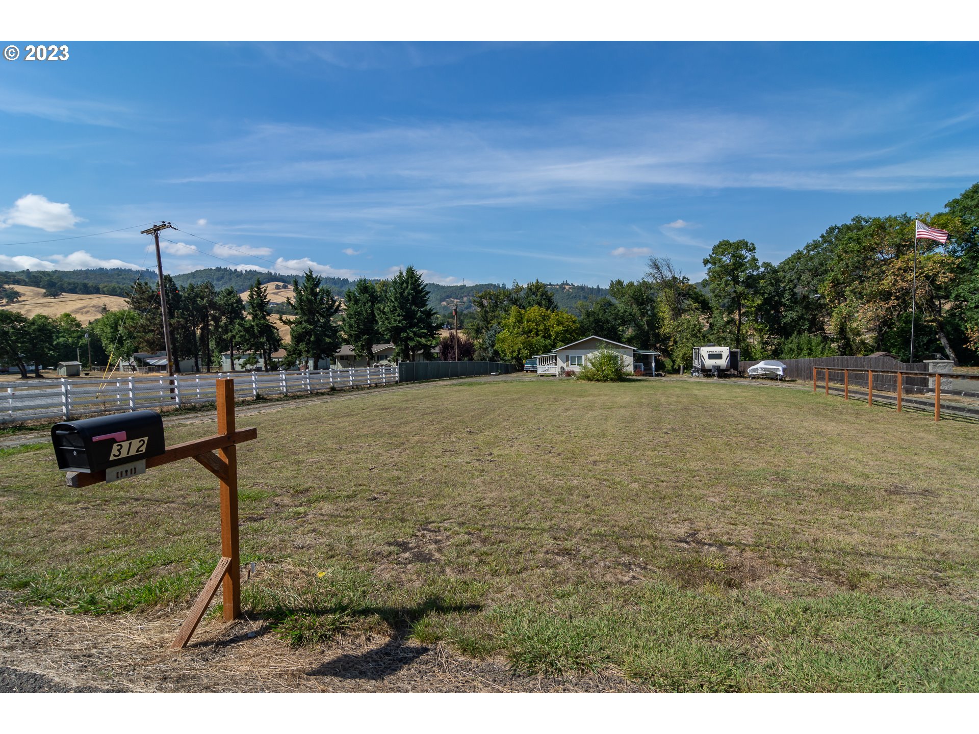 312 Tipton Road Roseburg, OR 97471 - Photo 44 of 45 Gallery Image 44