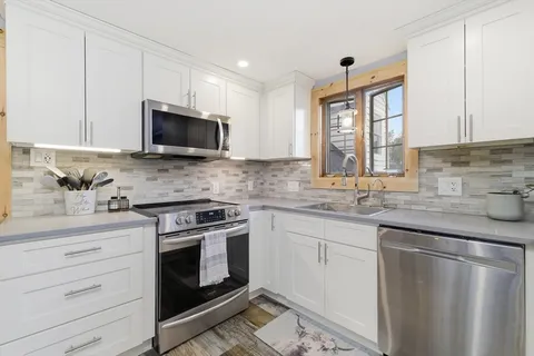 $675,000 | 149 Lincoln Street, Abington, MA 02351
