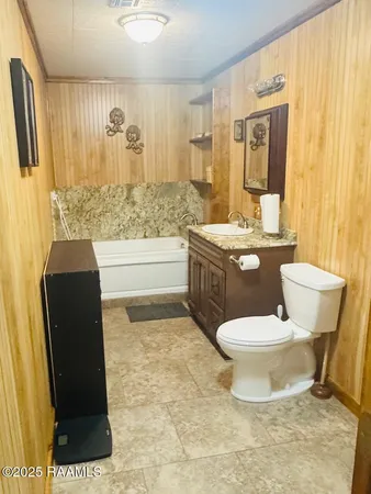 $200,000 | 13932 Navaho Street, Abbeville, LA 70510