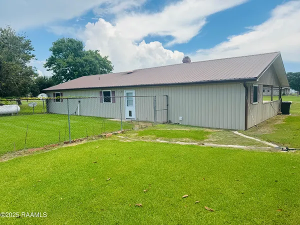 $200,000 | 13932 Navaho Street, Abbeville, LA 70510