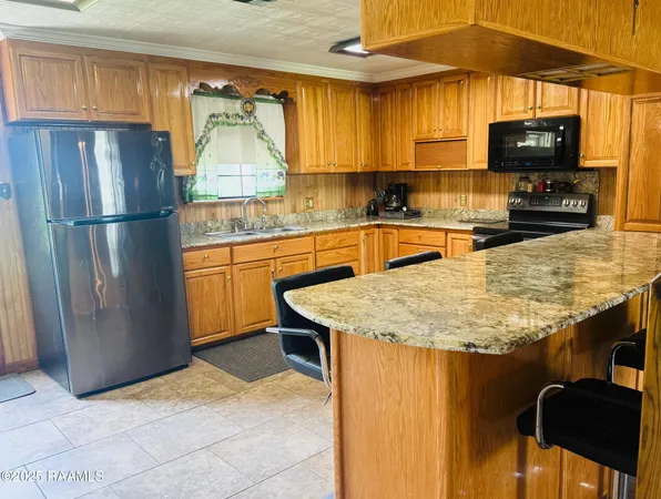 $200,000 | 13932 Navaho Street, Abbeville, LA 70510