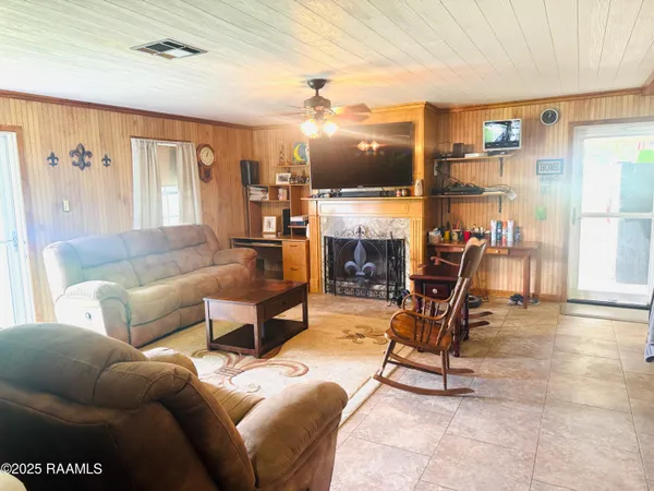 $200,000 | 13932 Navaho Street, Abbeville, LA 70510