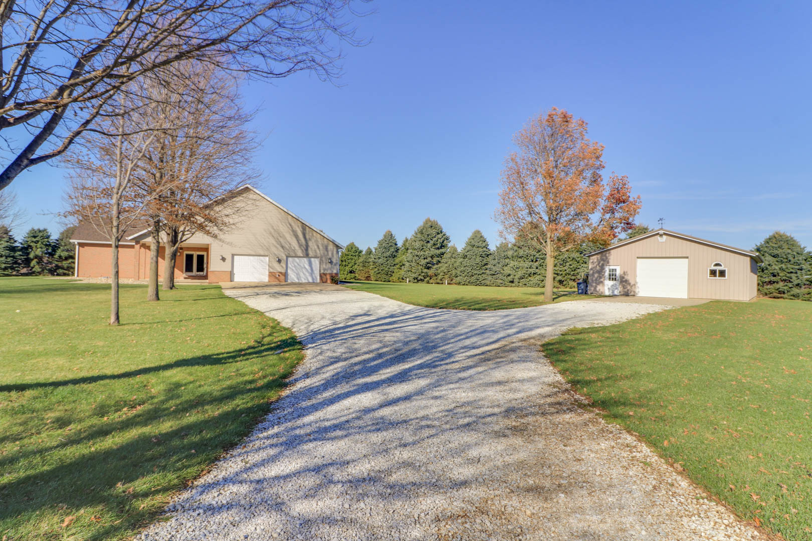 33182 Stringtown Road Minier, IL 61759 - Photo 5 of 55