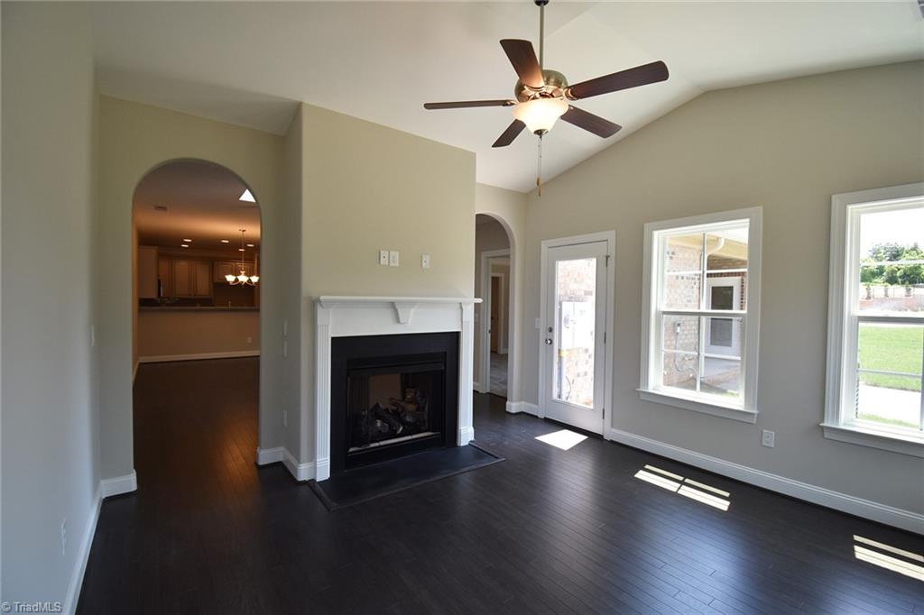 3805 Thistleberry Road High Point, NC 27265 - Photo 10 of 25 Gallery Image 10