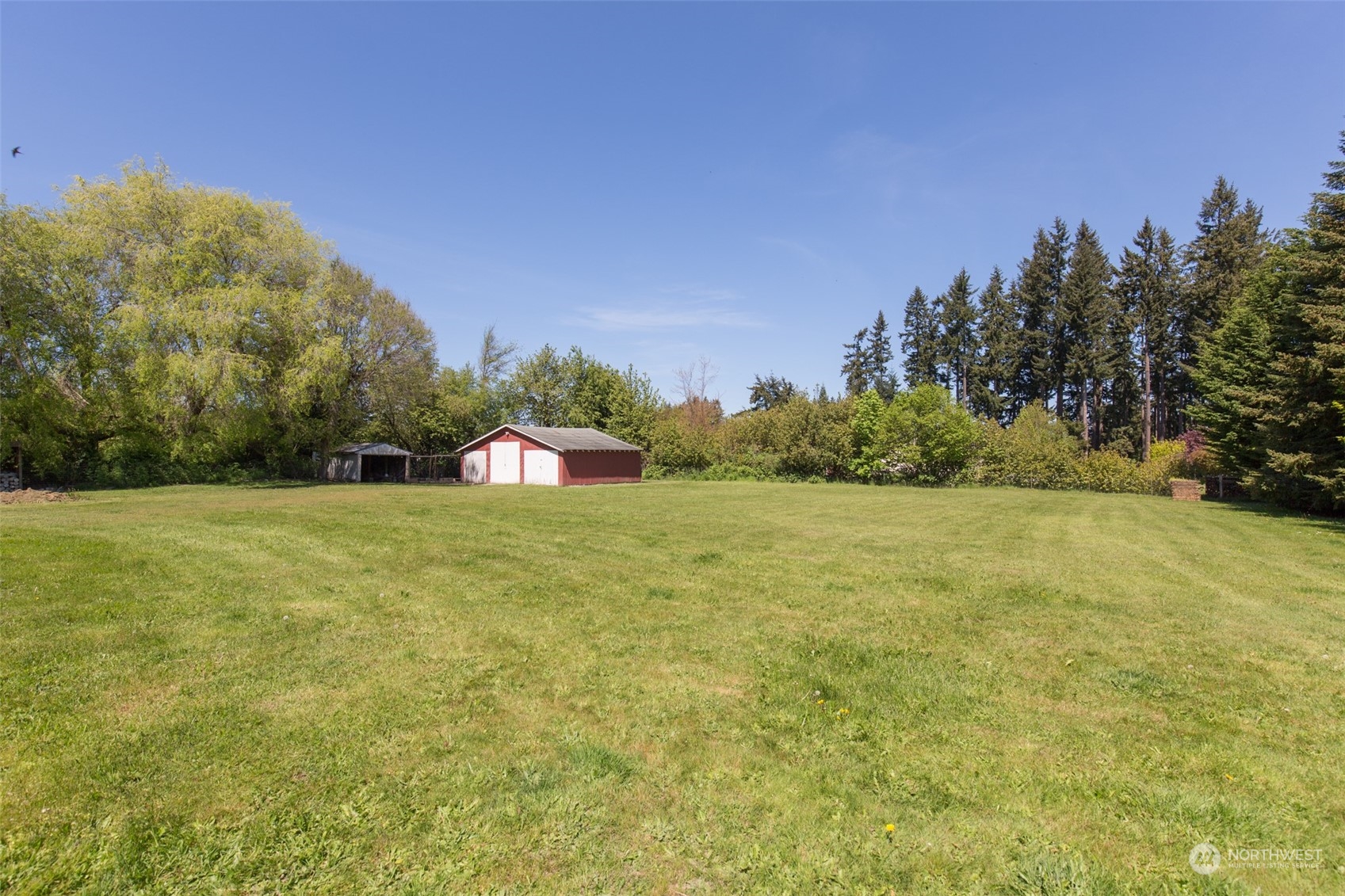 703 North Barr Road Port Angeles, WA 98362 - Photo 8 of 40 a view of outdoor space and yard