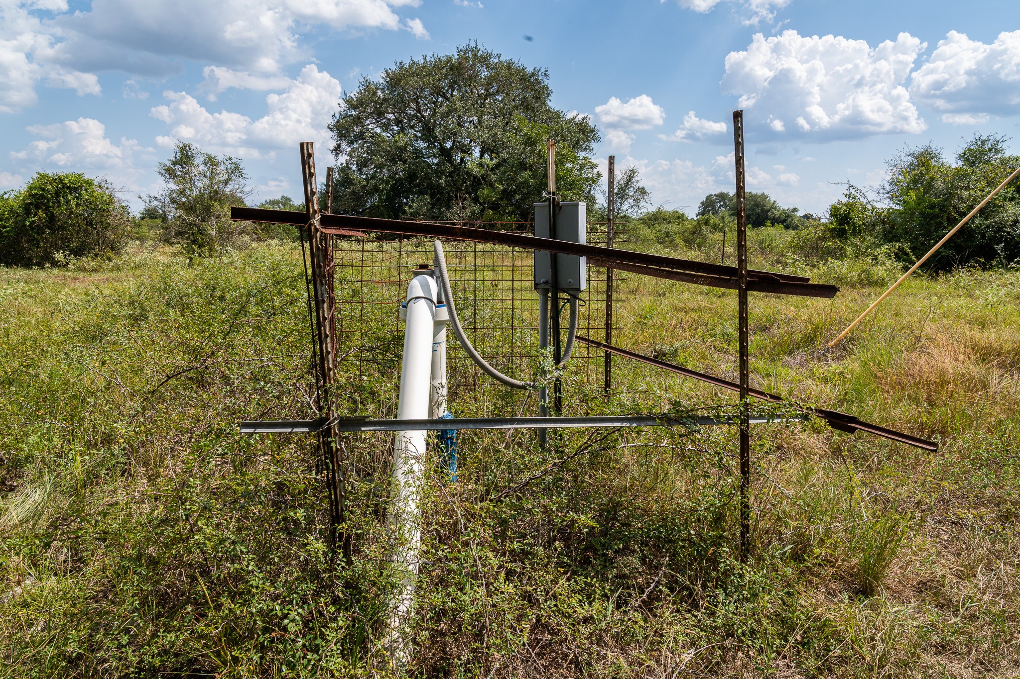 106 Cr 106 Road Rock Island, TX 77470 - Photo 20 of 29 a view of a balcony