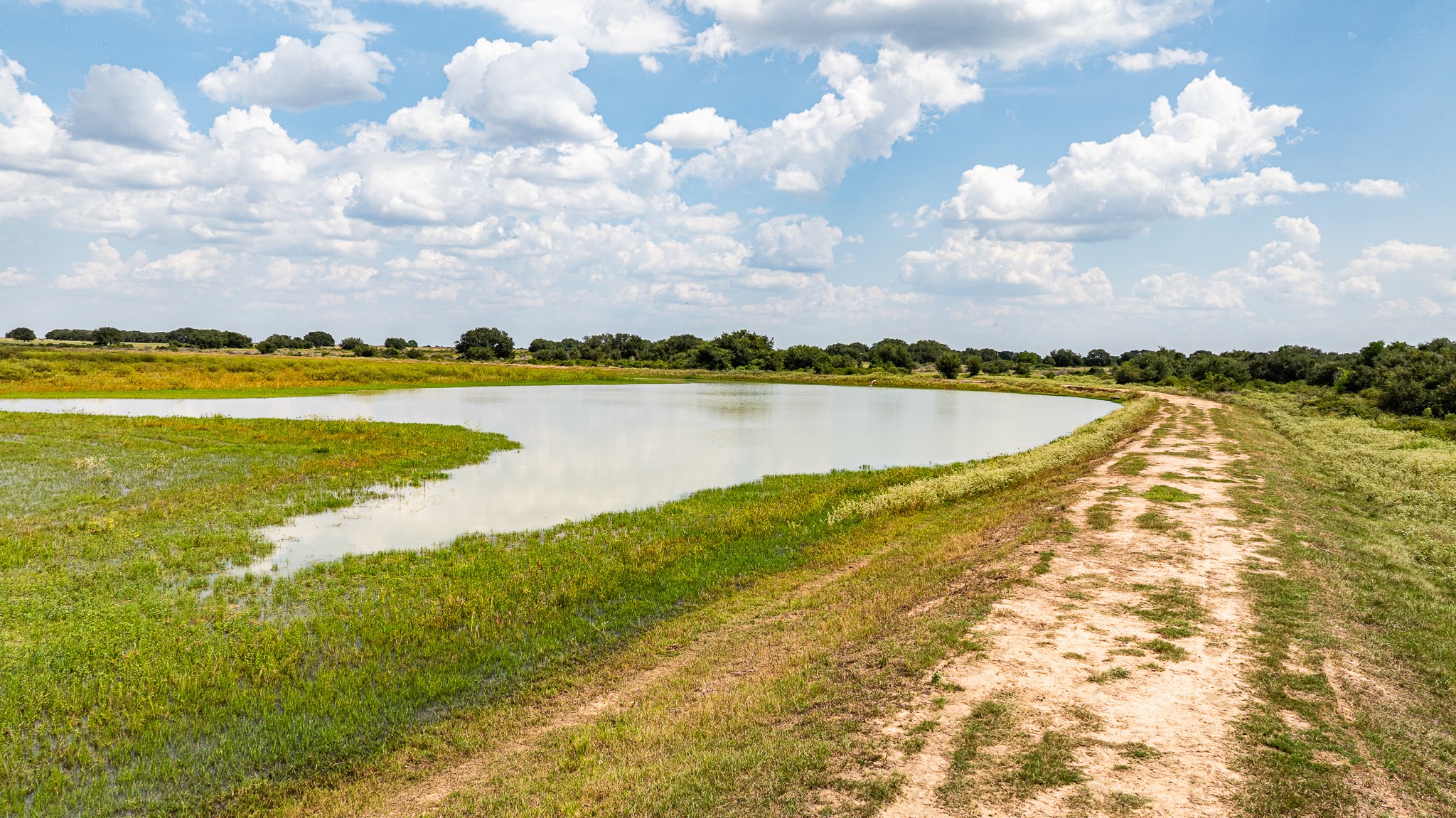 106 Cr 106 Road Rock Island, TX 77470 - Photo 9 of 29 a view of an ocean and beach
