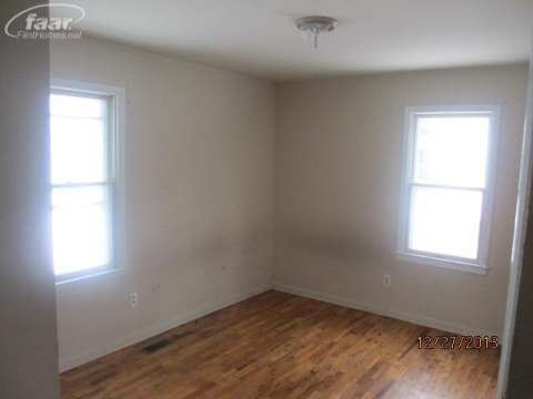 6202 South Center Road Grand Blanc, MI 48439 - Photo 11 of 21 20389152-10.JPG