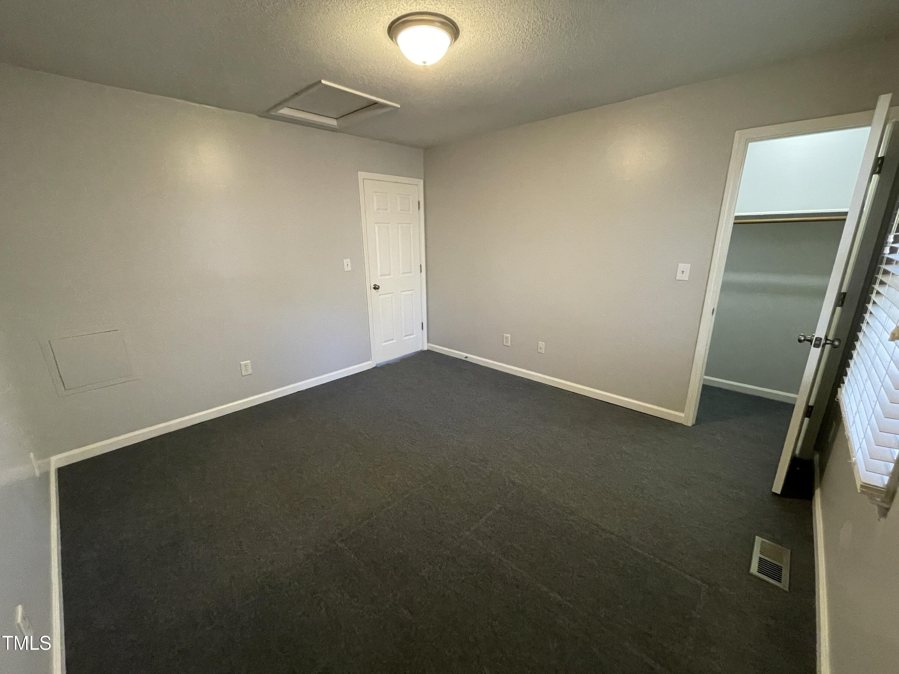 2926 Faversham Place Raleigh, NC 27604 - Photo 26 of 36 30C83A9C-6EDF-4C30-A701-91689952CC72