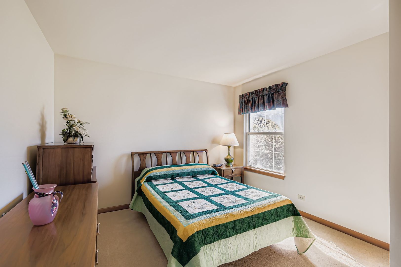 1920 Butler Drive Bartlett, IL 60103 - Photo 20 of 27 a bedroom with a bed and a window