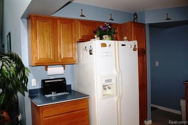 7296 Cardinal Road Algonac, MI 48001 - Photo 13 of 25 kitchen1.JPG