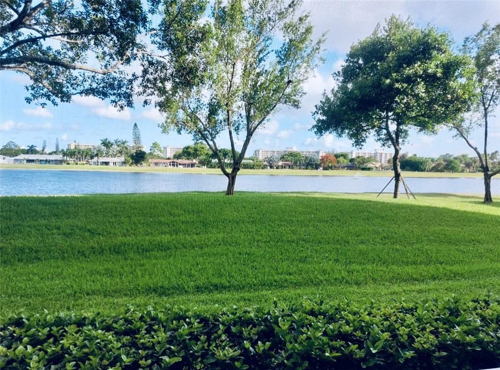 3100 North Course Lane, Unit 103 Pompano Beach, FL 33069 - Photo 2 of 21 Photo 2