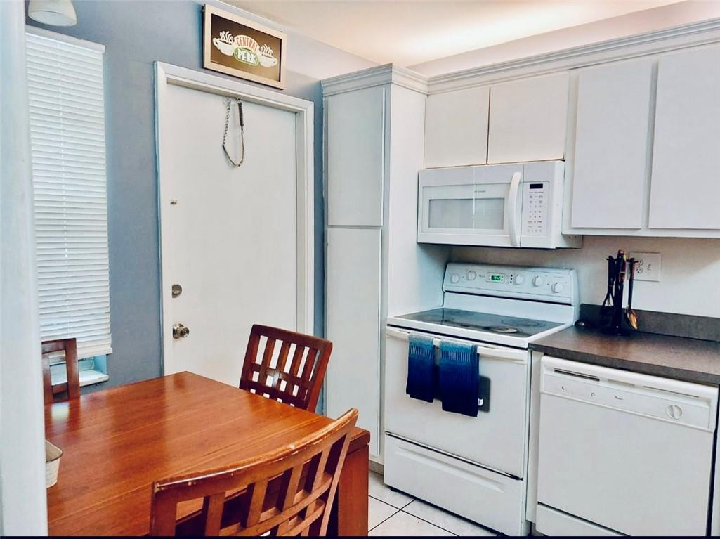 3100 North Course Lane, Unit 103 Pompano Beach, FL 33069 - Photo 6 of 21 Photo 6