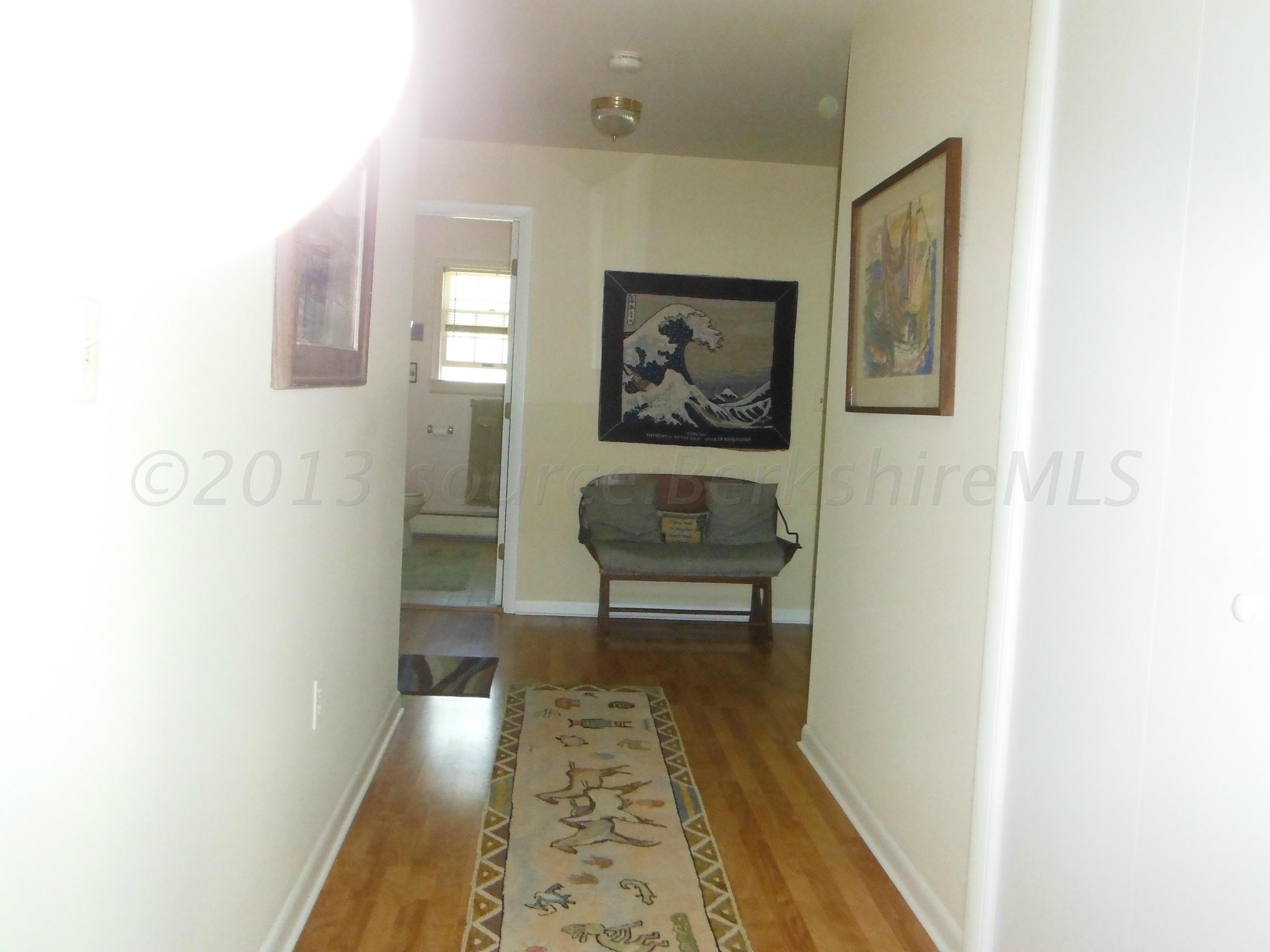 56 Glendale Road Stockbridge, MA 01236 - Photo 7 of 13 Hallway