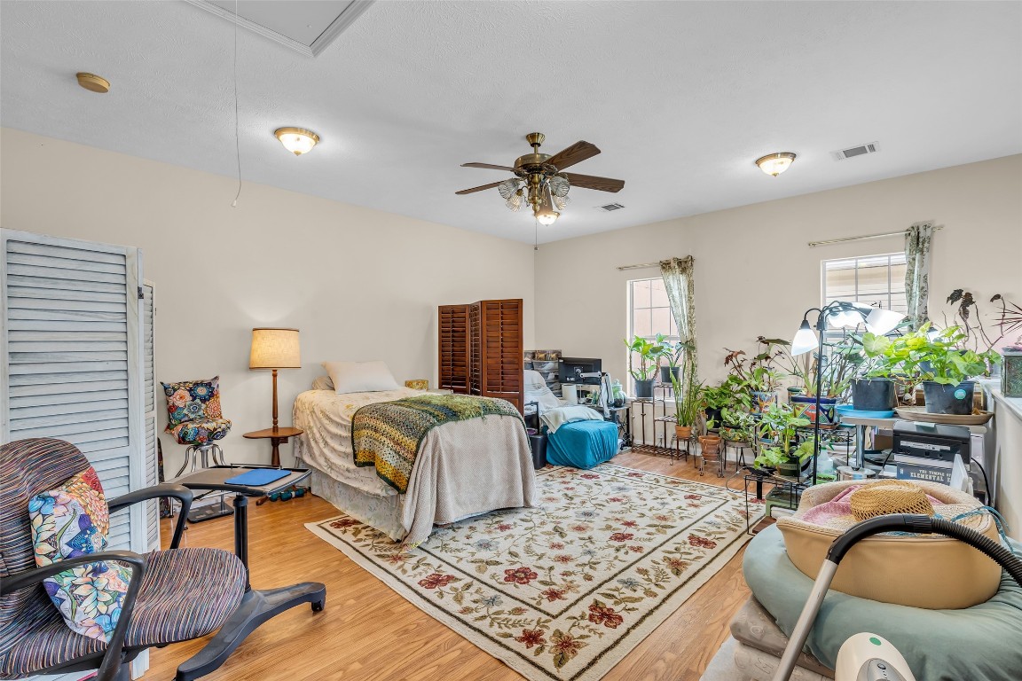 4123 Drake Street Houston, TX 77005 - Photo 38 of 39 2nd Floor of Back Building