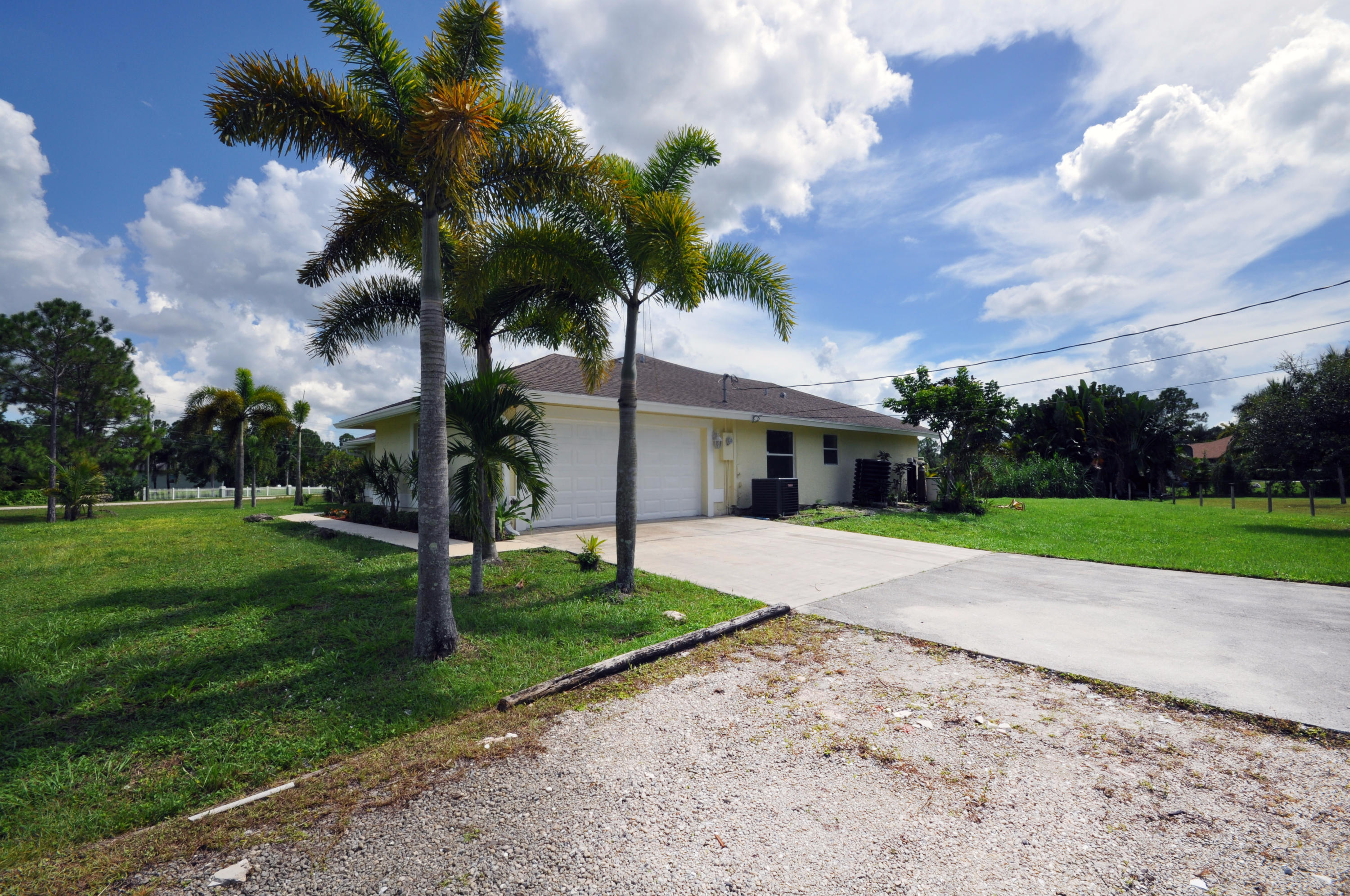 15056 76th Road North Loxahatchee, FL 33470 - Photo 3 of 30 Back Of House